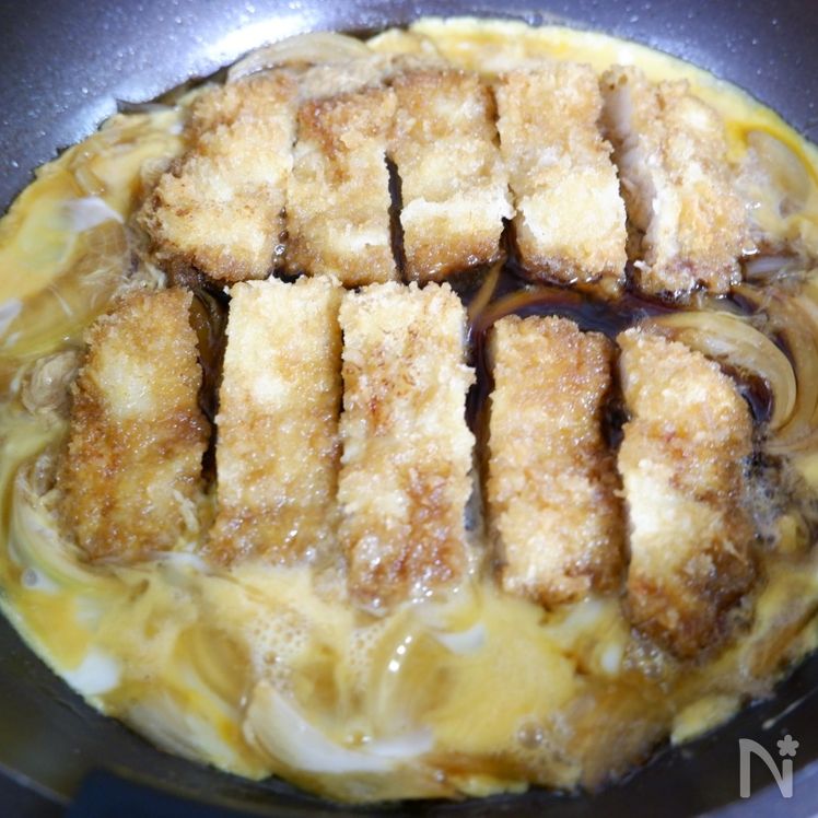 Katsutoji: Classic Pork Cutlet and Egg Rice Bowl Process7