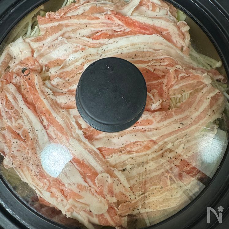 蒸卷心菜和猪肉配令人无法抗拒的马大利酱 Process3