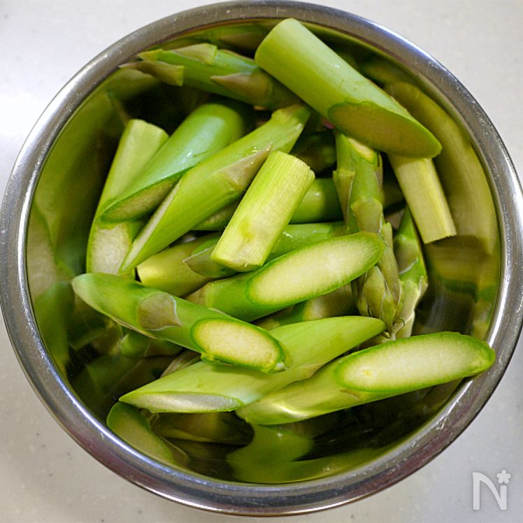 Garlic Shrimp and Asparagus Stir-Fry Process1