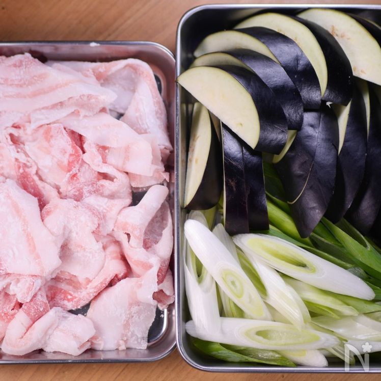 Rich and Velvety Eggplant Hoisin Stir-Fry (Japanese-style Twice-Cooked Pork) Process1