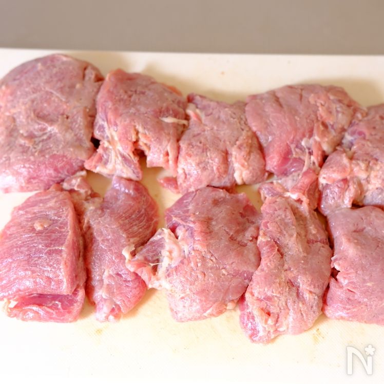 Crispy and Tender Pork Tenderloin Cutlets (Hirekatsu) Process2