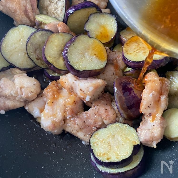 Chicken, Eggplant, and Okra Stir-Fry with Sweet and Tangy Sauce Process4