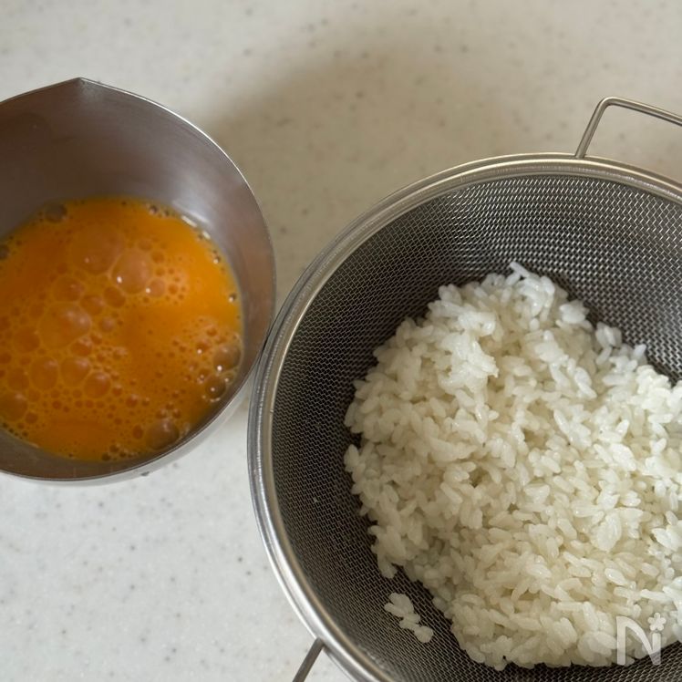 Egg Zōsui (卵雑炊) Process1