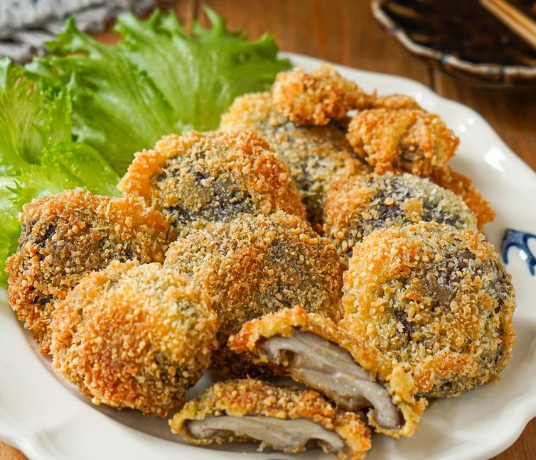 Cheesy Fried Shiitake Mushrooms