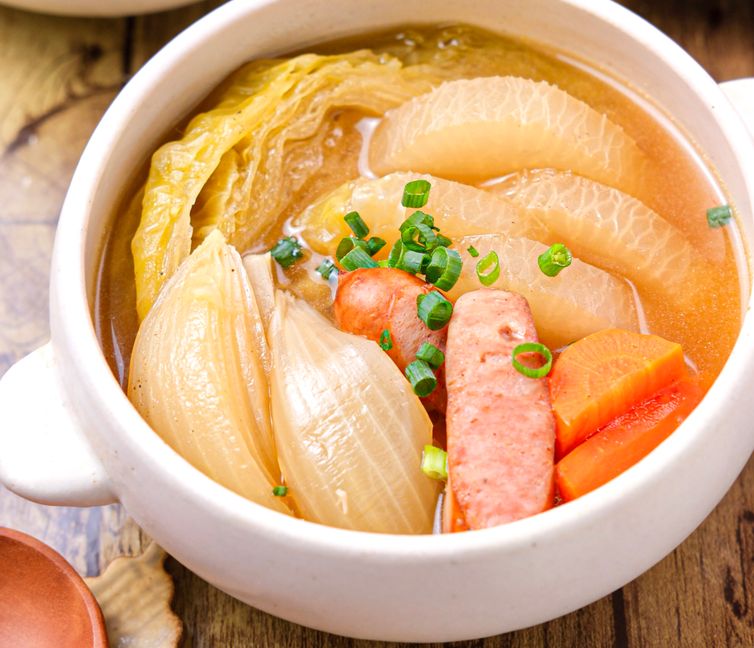 Japanese-Style Daikon Pot-au-Feu (Slow-Simmered and Tender)
