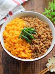 Sweet and Savory Chicken Soboro and Egg Rice Bowl (Nishoku Don)