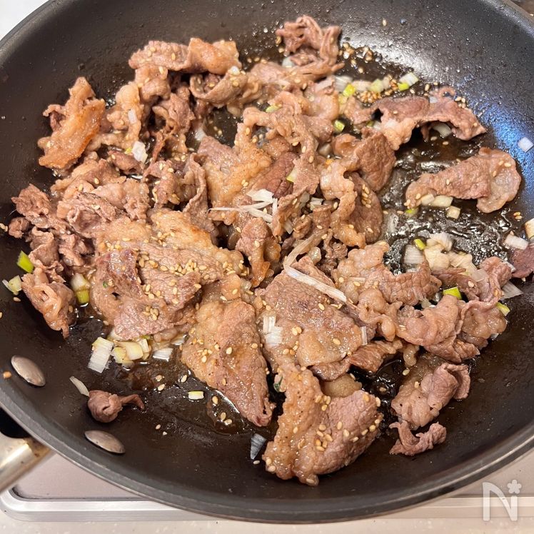 10-Minute Sweet and Savory “Stamina” Beef Bowl Process2