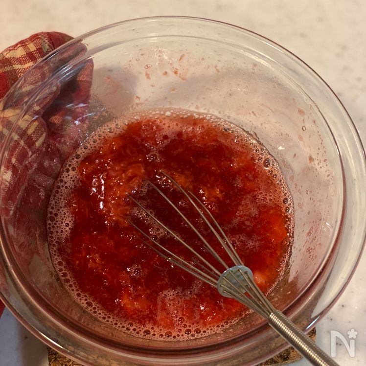 Strawberry Yogurt Mousse (いちごのヨーグルトムース) Process2