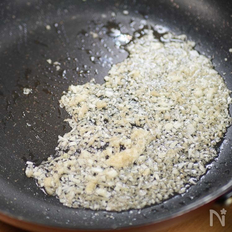 Japanese-Style Eggplant with Savory Pork Sauce Process3