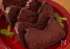 Rich & Decadent Half-Baked Chocolate Gateau