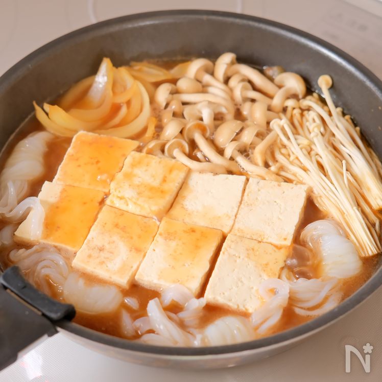 Simple Simmered Tofu and Meat (Nikudōfu, 肉豆腐) Process2