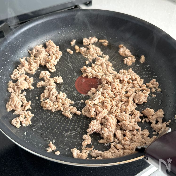 【Nira Tama】Stir-Fried Chive and Egg Rice Bowl — A Classic Diner-Style Dish in Just 5 Minutes Process2