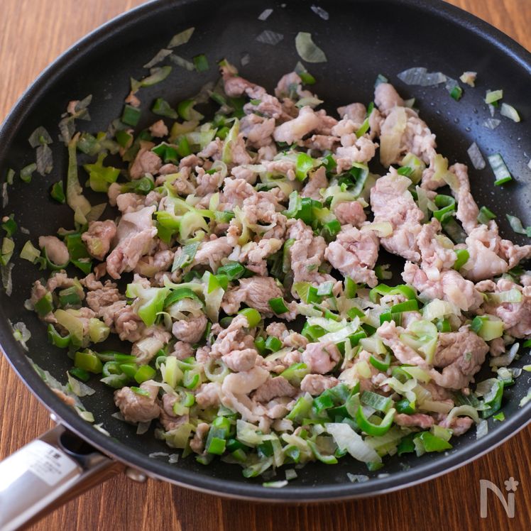 Garlic Butter Rice with Pork and Green Onions Process2