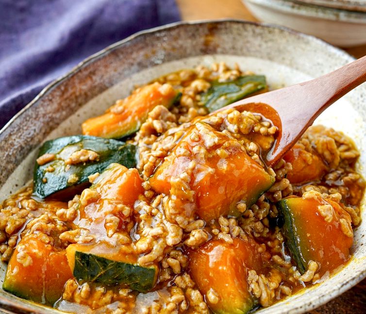 Tender Kabocha Simmered with Savory Pork Soboro