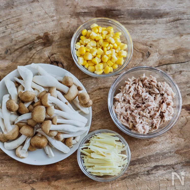 Tuna and Mushroom Rice (Takikomi Gohan) Process1