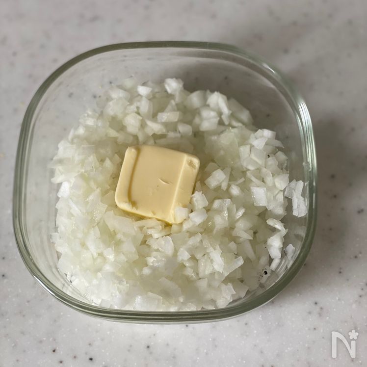 Basic Hamburg Steak Recipe (基本のハンバーグ) Process1