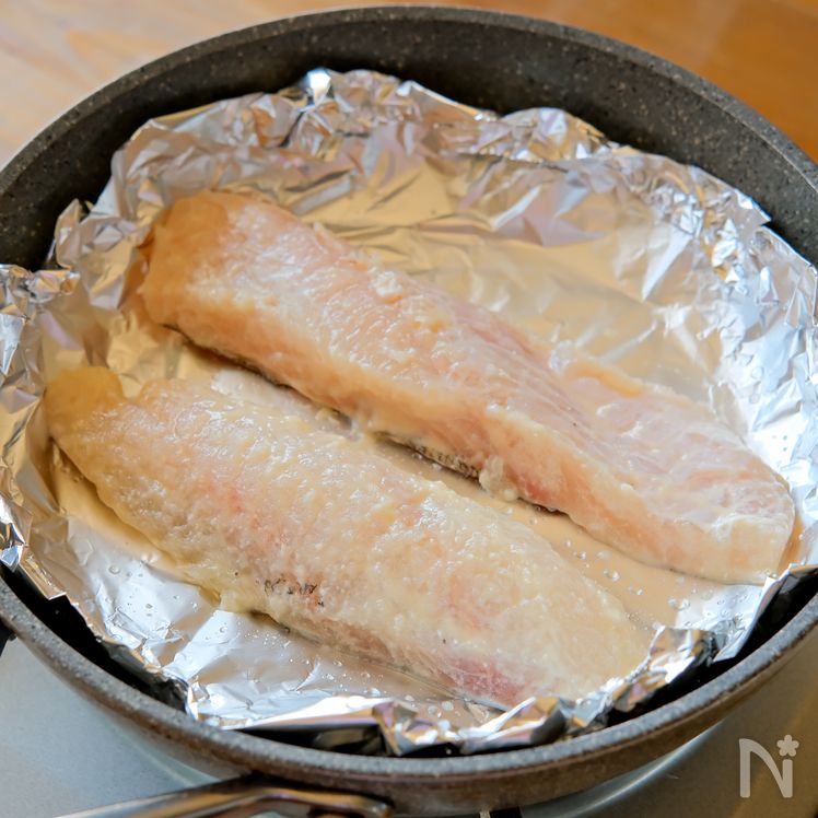 Classic Japanese Saikyo-Yaki (Miso-Marinated Grilled Fish) Process7