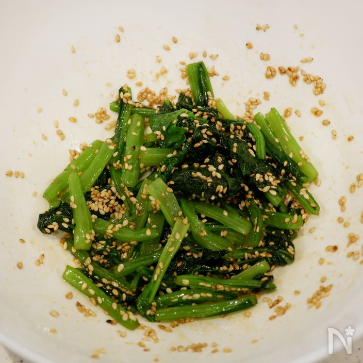 Salmon, Komatsuna, and Egg Tri-Color Rice Bowl Process1