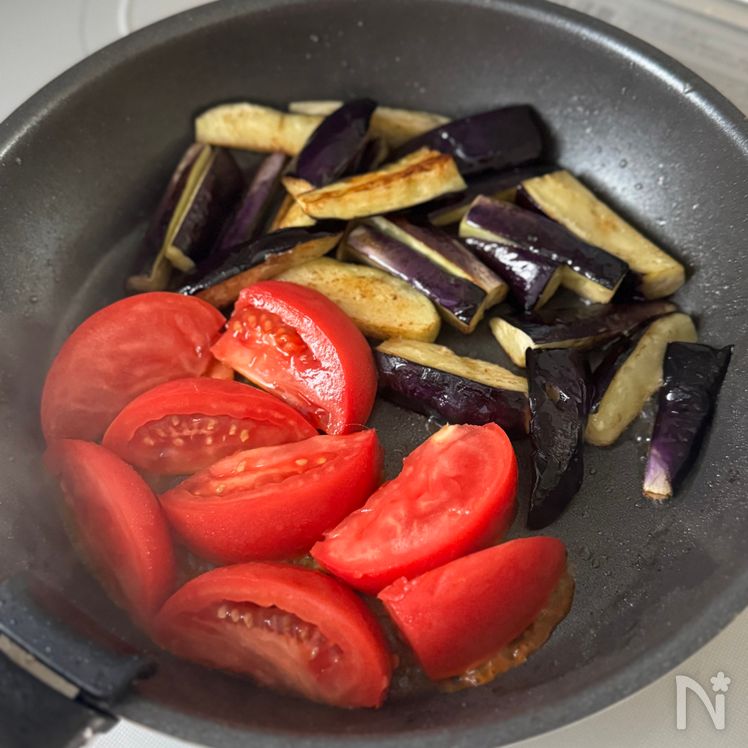 Pork, Eggplant, and Tomato Balsamic Stir-fry Process5