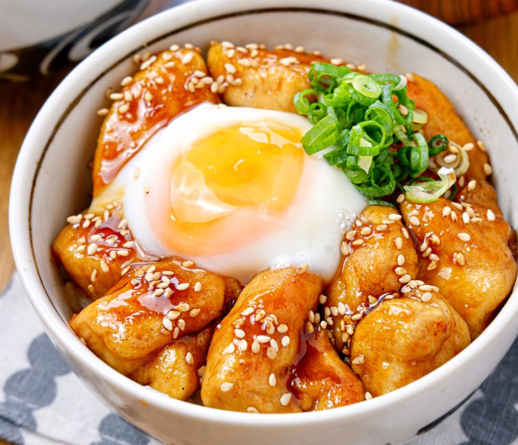 Rich Teriyaki Chicken Bowl with Soft-Boiled Egg (Teritama Donburi)
