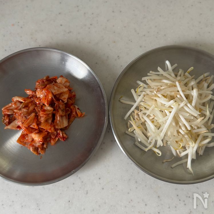 Pork Kimchi Fried Dumplings (Age Gyoza, 揚げ餃子) Process1