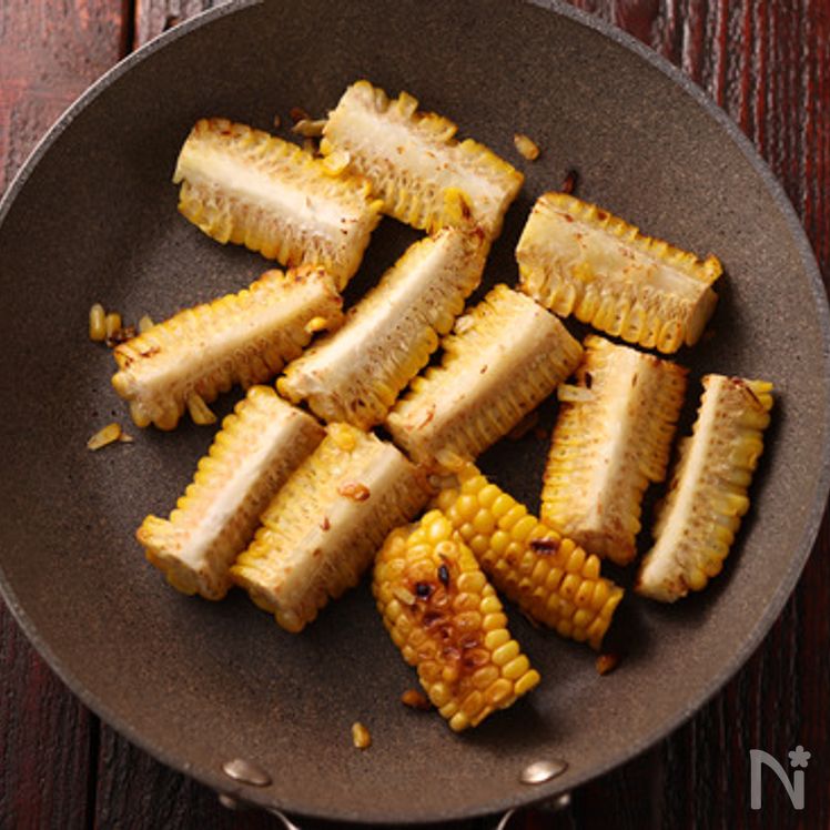 Pan-Grilled Chicken Wingettes and Corn with Garlic Consommé Seasoning Process3