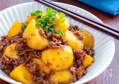 Sweet and Savory Buttered Potatoes with Ground Beef