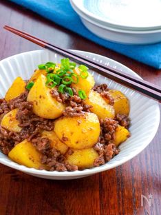 Sweet and Savory Buttered Potatoes with Ground Beef