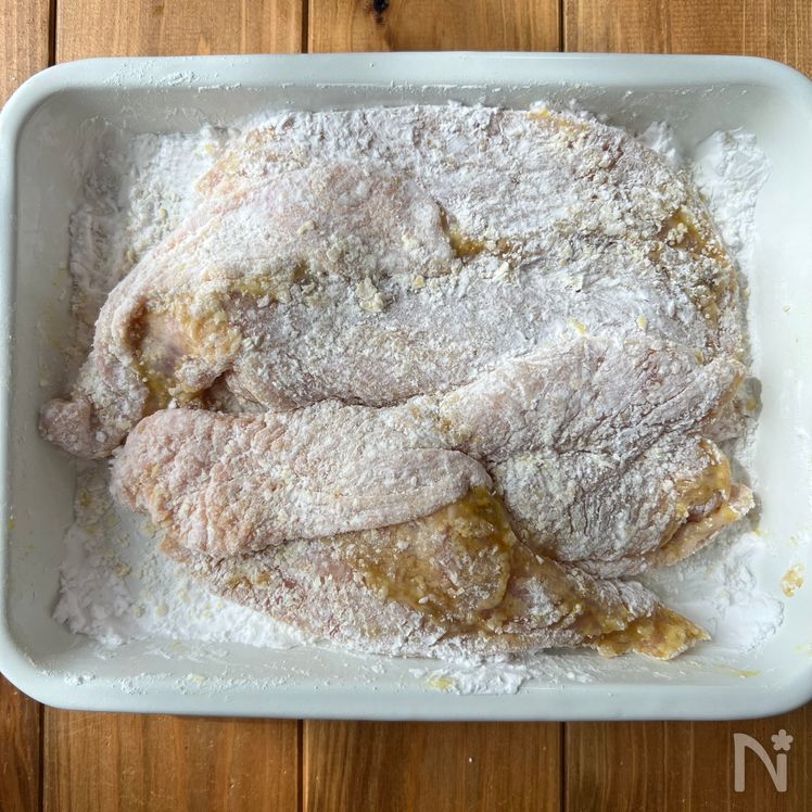 Juicy Large-Cut Chicken Breast Karaage Process3