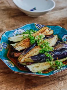 Pan-fried Eggplant in Dashi Broth (Yaki-hitashi)