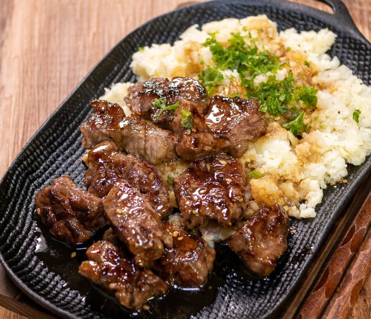 Japanese-Style Cubed Steak with Mashed Potatoes