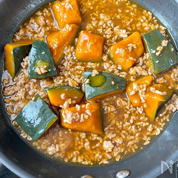 Tender Kabocha Simmered with Savory Pork Soboro Process4