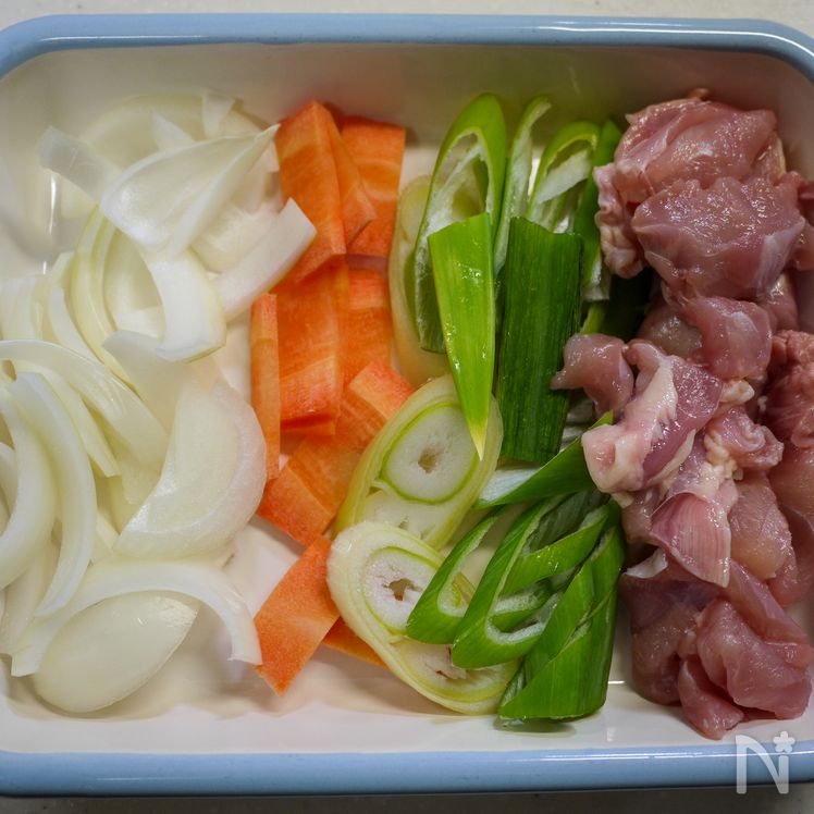 Stir-Fried Dry Udon with Black Pepper Preparation