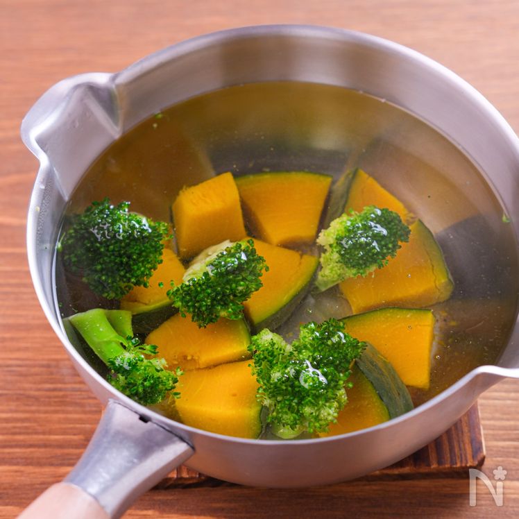 Deli-Style Cup Salad Process1