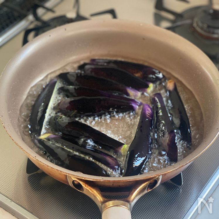Pan-fried Eggplant in Dashi Broth (Yaki-hitashi) Process3