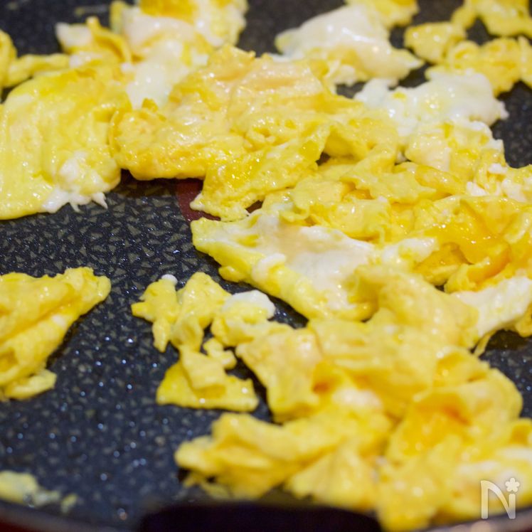 Stir-Fried Spinach and Egg Namul Process2