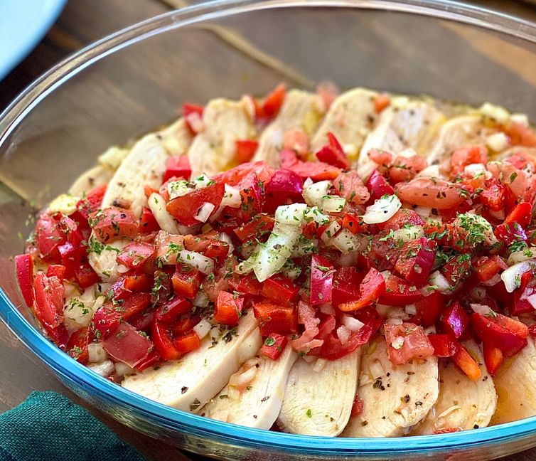 Carpaccio-Style Steamed Chicken and Tomato Salad