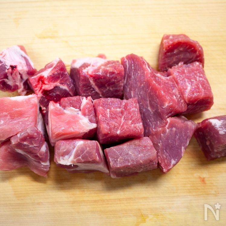 Daging Babi Masam Manis Klasik (酢豚) Persediaan