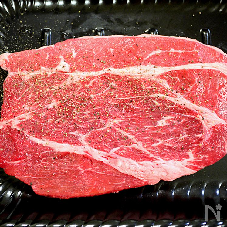 Japanese-Style Steak with Garlic Soy Butter Sauce Preparation