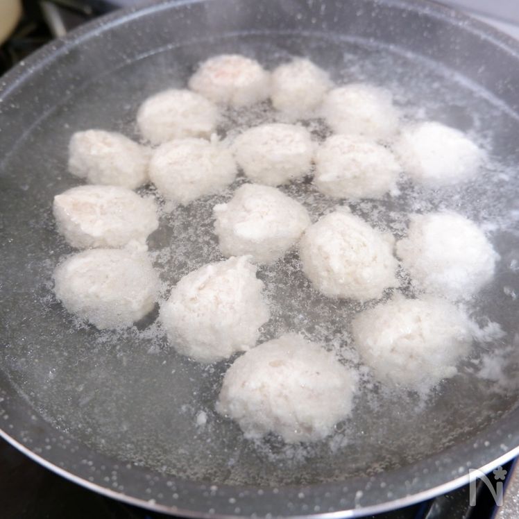 Fluffy Tofu and Chicken Meatballs in Sweet and Sour Sauce Process3