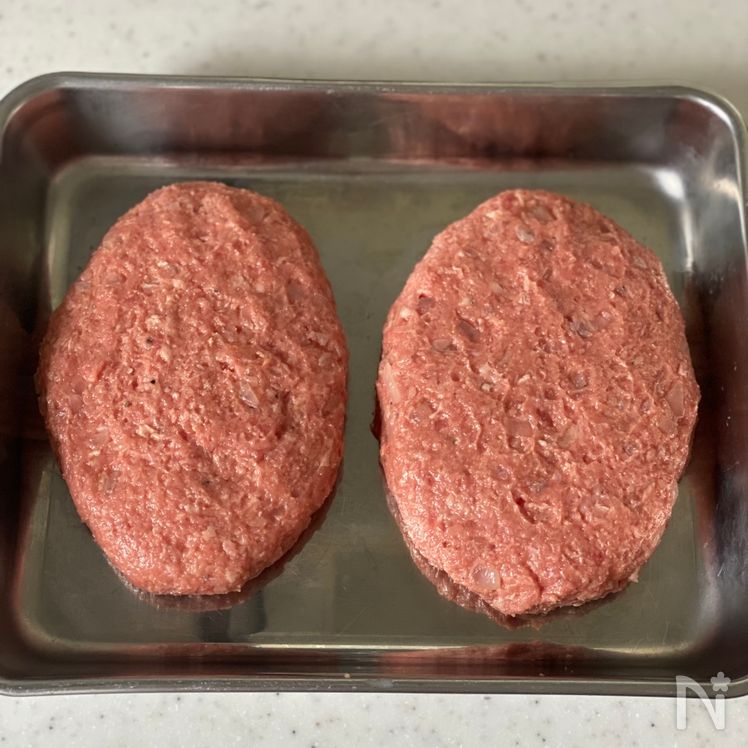 Basic Hamburg Steak Recipe (基本のハンバーグ) Process3