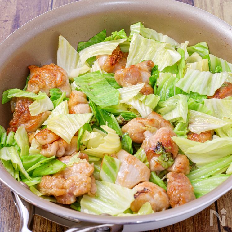 Stir-Fried Chicken and Cabbage with Miso Mayo Process2