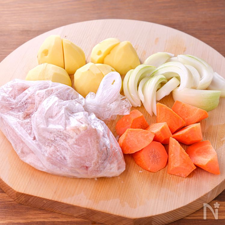 Creamy Chicken and Potato Stew Process1