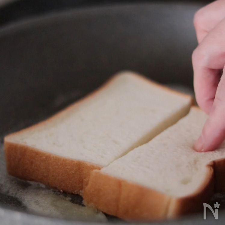 Nakaka-akit na Salted Caramel Toast Process1