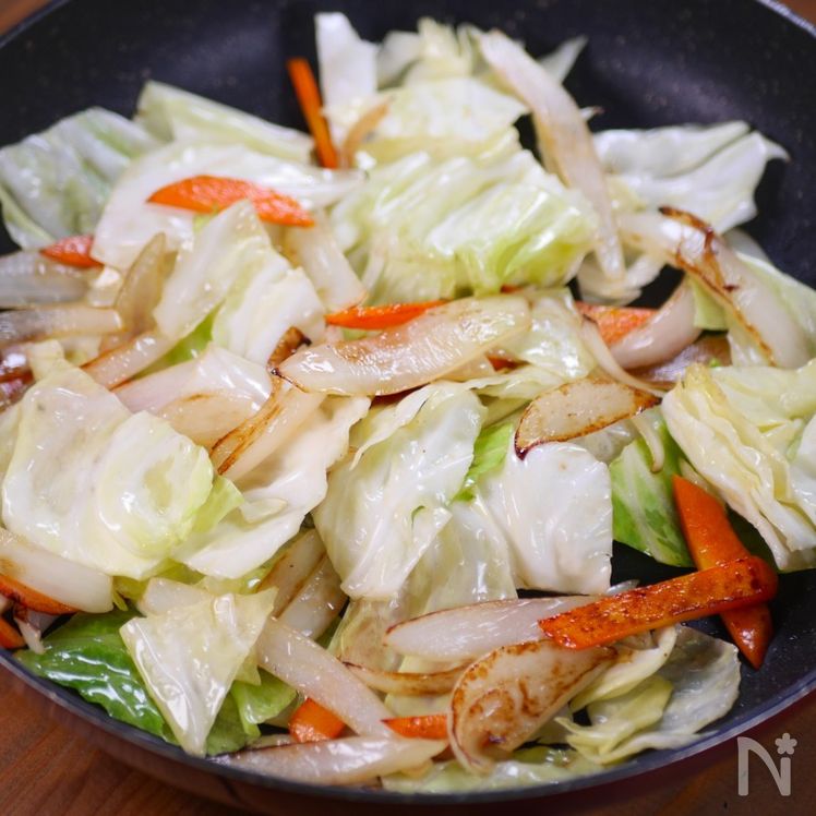 Super-Rich Stir-Fried Pork and Vegetables with Bold Japanese Worcestershire Sauce Process3