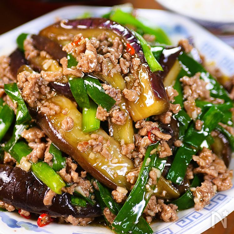 Savory Chinese-Style Eggplant and Garlic Chives Stir Fry Process5