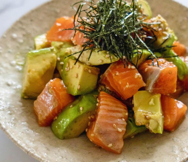5-Minute Sesame Salmon Poke