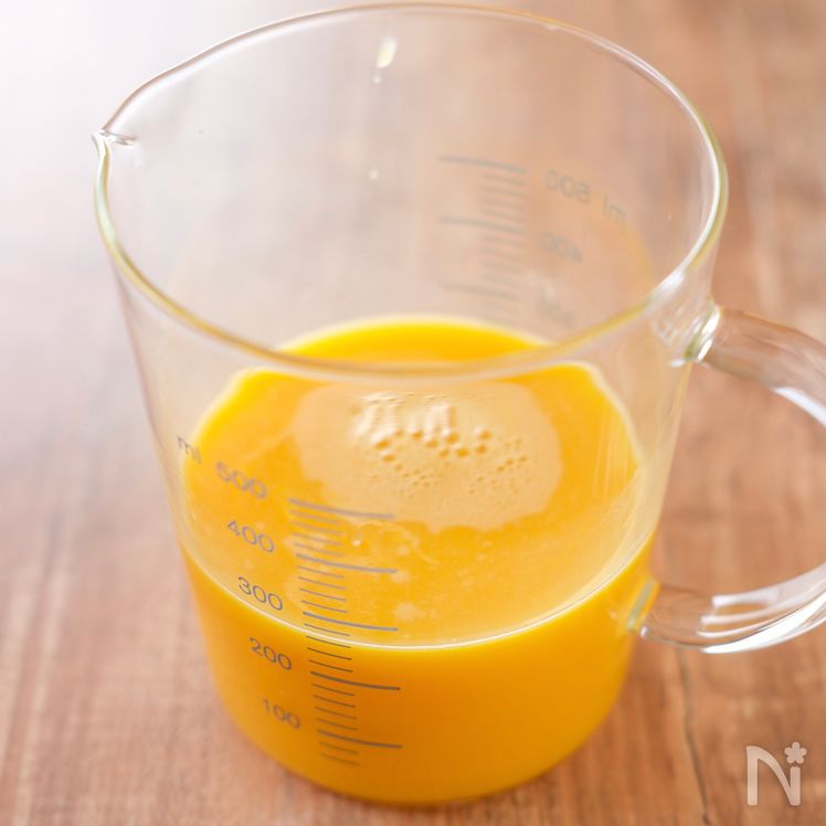 Juicy Japanese Rolled Omelet (Dashi-Maki Tamago) Process1