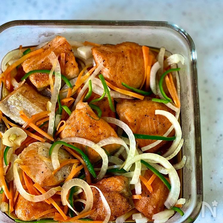 Salmon Nanbanzuke (Marinated Fried Salmon, 鮭の南蛮漬け) Process5