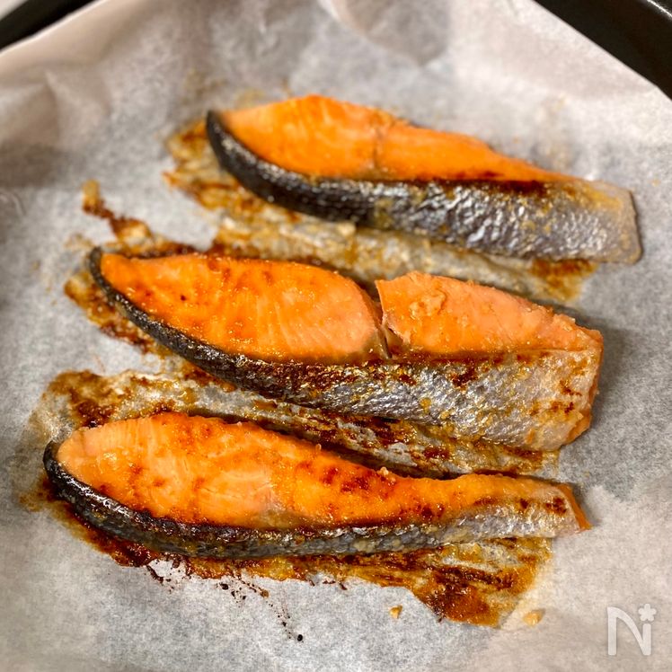 Saikyo-Yaki Salmon (Grilled Salmon with Sweet Miso Marinade) Process4